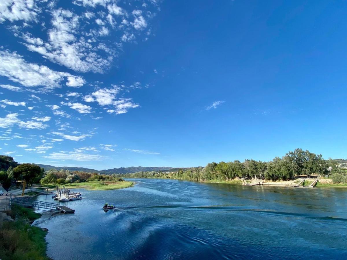 River Ebro Apartments Mora d'Ebre Buitenkant foto