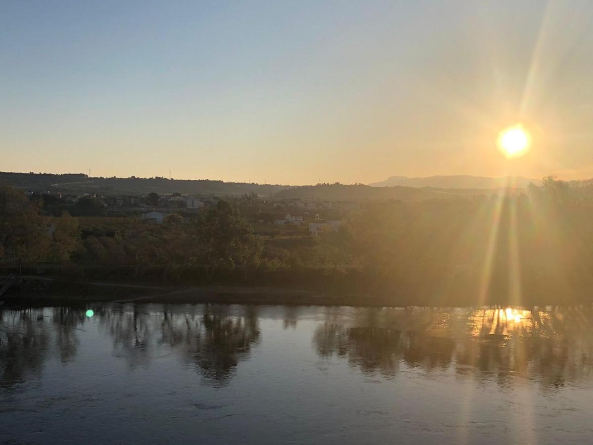 River Ebro Apartments Mora d'Ebre Buitenkant foto