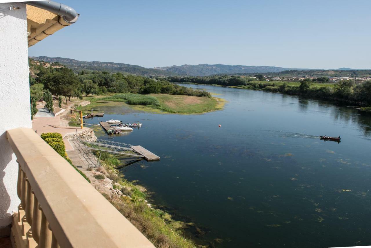 River Ebro Apartments Mora d'Ebre Buitenkant foto