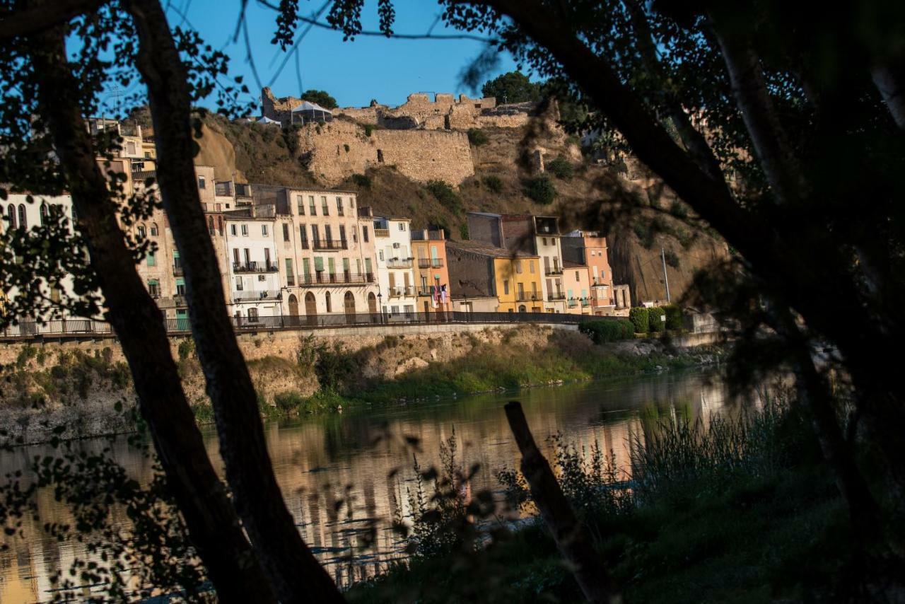 River Ebro Apartments Mora d'Ebre Buitenkant foto